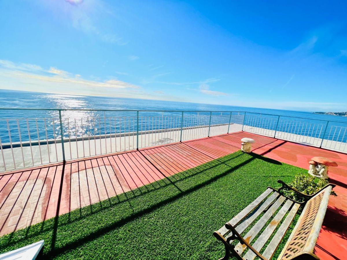 Suite Sunset 10 - Fronte Mare San Remo Exterior foto